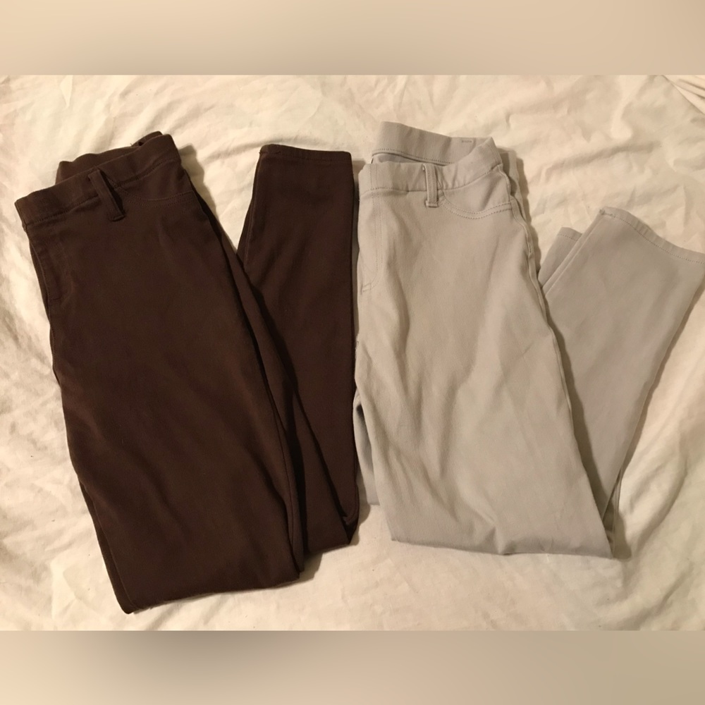 Two pairs of legging pants for $10